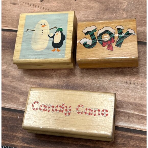 LOT OF 3 CANADIAN MAPLE HOLIDAY THEMED WOOD MOUNTED RUBBER STAMPS PENGUIN JOY - Picture 1 of 4